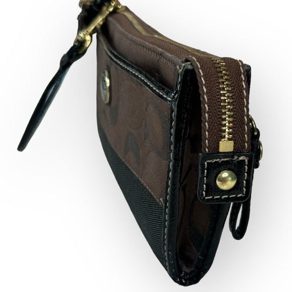 Coach Wristlet Wallet - Picture 4 of 15